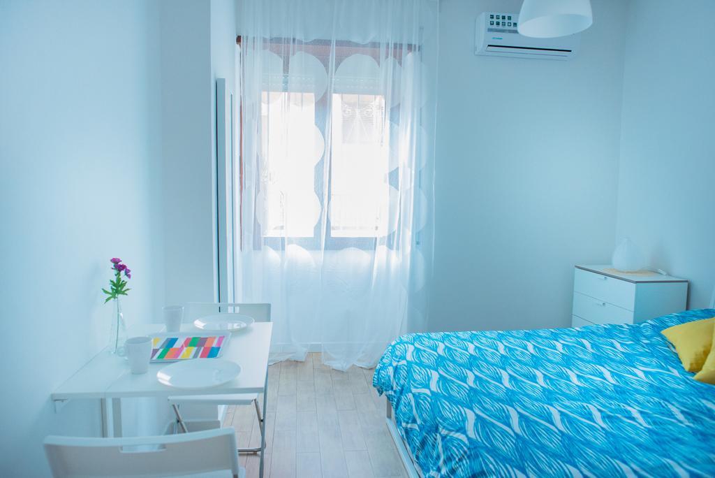 Cm B&B Piramide Roma Oda fotoğraf